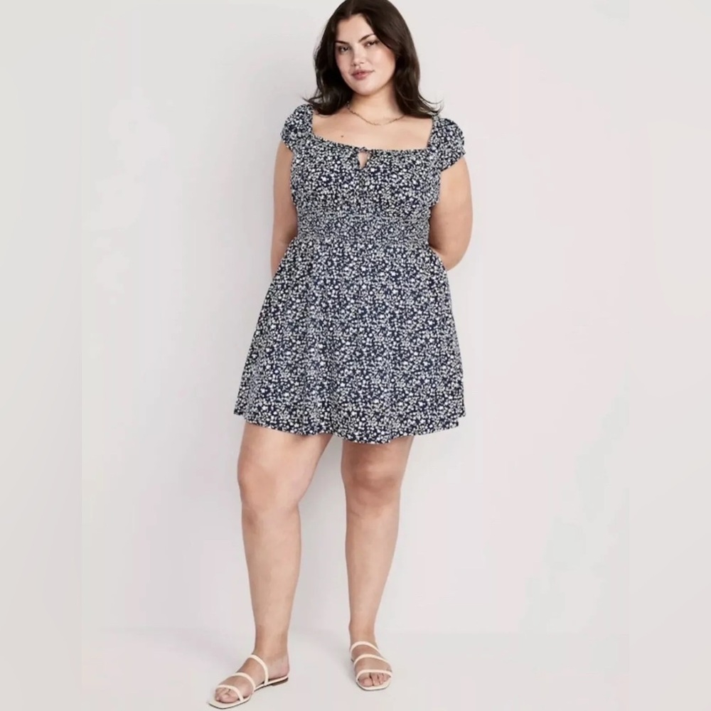 Old Navy Puff Sleeve Smocked Floral Print Mini Dress Navy Womens Size 3X